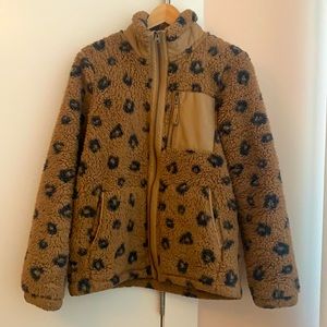 A&F Leopard print Sherpa fleece jacket size S